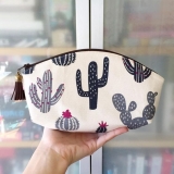 necessaire maquiagem grande barata Chapada