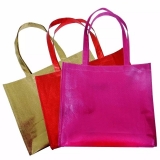sacolas feitas de tnt personalizadas Jequitinhonha